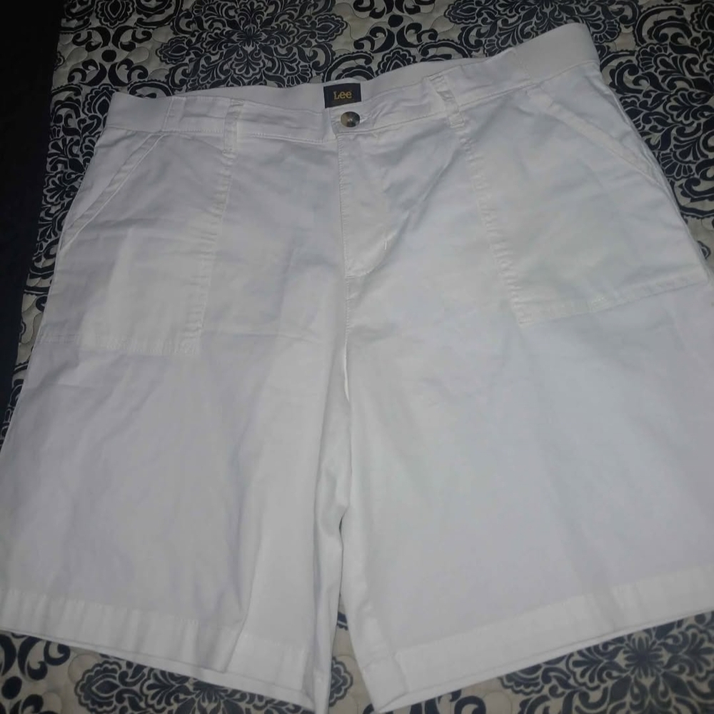 Lee White Shorts